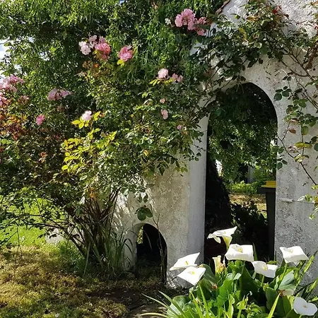Ferienhaus De Charme Avec Jardin Proche De La